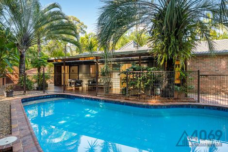 Property photo of 2 Lant Street Chapel Hill QLD 4069