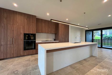 Property photo of 2 Hidden Retreat Doncaster VIC 3108