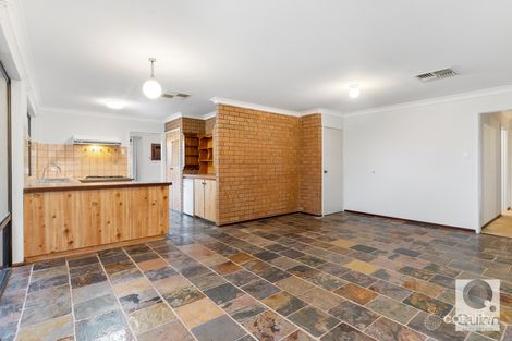 Property photo of 4 Petalite Place Mount Richon WA 6112