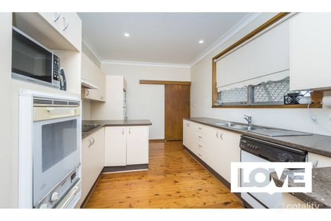 Property photo of 50 Cressington Way Wallsend NSW 2287