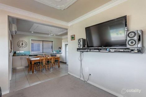 Property photo of 3 Gatfield Street Newtown QLD 4350