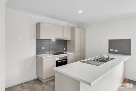 Property photo of 20 Eagleton Crescent Leichhardt QLD 4305