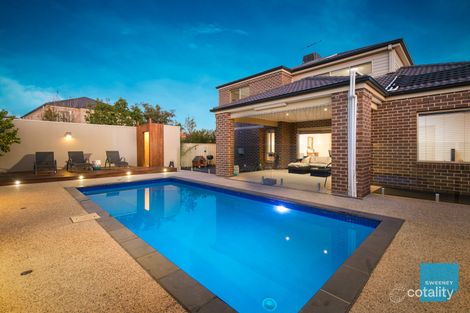 Property photo of 14 Buchan Court Taylors Hill VIC 3037