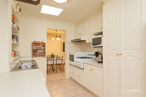 Property photo of 21 Cherry Tree Grove Croydon VIC 3136