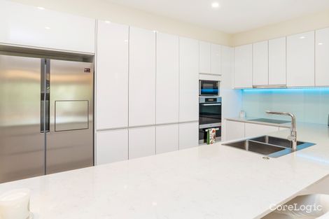 Property photo of 114/3201 The Palladian Drive Hope Island QLD 4212