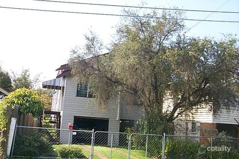 10 Glena St, Fairfield, QLD 4103