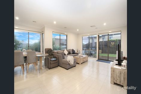 Property photo of 40 Shanahans Drive Cranbourne North VIC 3977