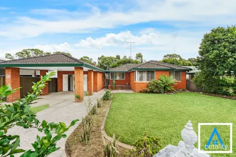 11 Wyangala Cres, Leumeah, NSW 2560