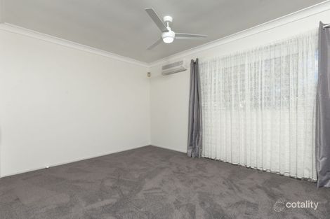 Property photo of 8 Jacaranda Avenue Bradbury NSW 2560