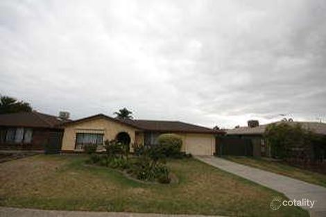 11 Lerunna Ave, Hallett Cove, SA 5158