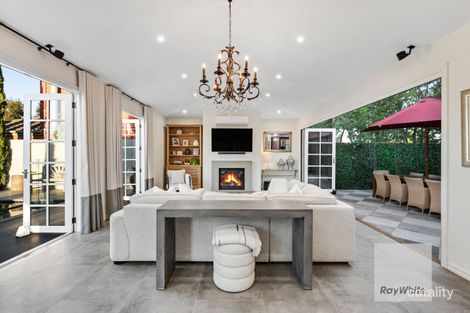 Property photo of 18 Brechin Court Greenvale VIC 3059