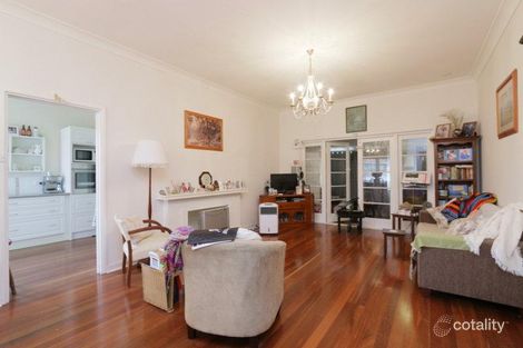 387 Carrington St, Hamilton Hill, WA 6163