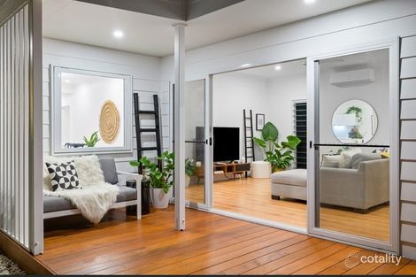 Property photo of 33 Mungera Street Runaway Bay QLD 4216
