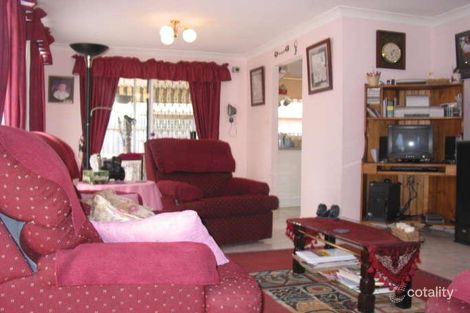 Property photo of 40 Redgum Circuit Glendenning NSW 2761