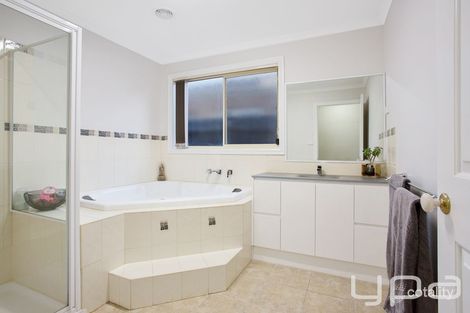 Property photo of 43 Macquarie Drive Wyndham Vale VIC 3024