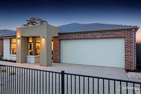 Property photo of 12 Dixon Way Maddingley VIC 3340