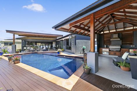 Property photo of 3 Shoreham Chase Arundel QLD 4214