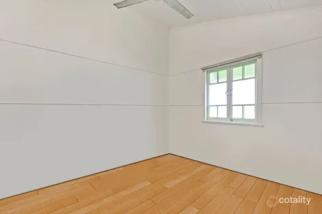 Property photo of 8 Perkins Street South Townsville QLD 4810