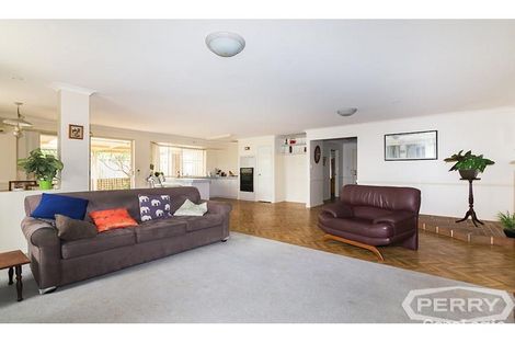 Property photo of 8 Isdell Place Greenfields WA 6210