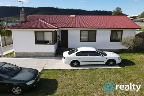 Property photo of 1/4 Amundsen Crescent Warrane TAS 7018
