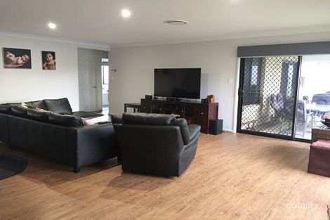 Property photo of 72 Emperor Drive Redland Bay QLD 4165