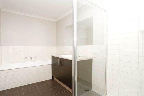 Property photo of 4/31-37 Cover Drive Sunbury VIC 3429