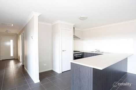 Property photo of 4/31-37 Cover Drive Sunbury VIC 3429