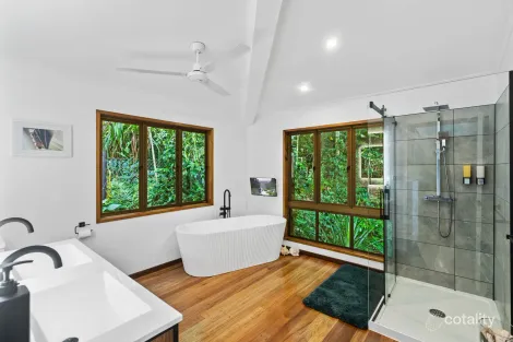 Property photo of 151-155 Stanton Road Smithfield QLD 4878