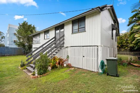Property photo of 8 Robert Street Torquay QLD 4655