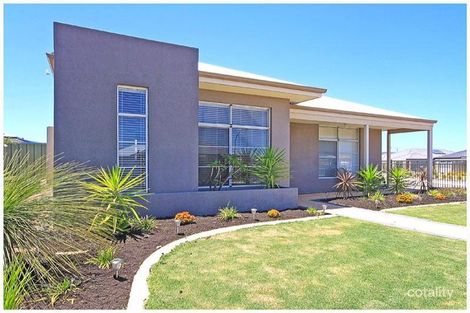 Property photo of 6 Birchmore Gardens Ellenbrook WA 6069