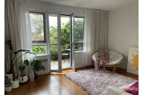 4/2 Robe St, St Kilda, VIC 3182