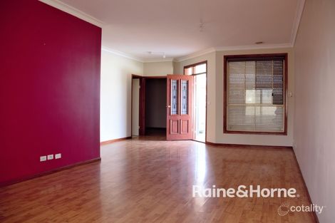 Property photo of 2/20 McRae Avenue St Albans VIC 3021