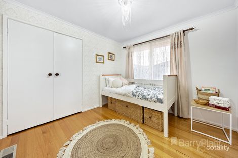 Property photo of 40 Lovell Drive St Albans VIC 3021