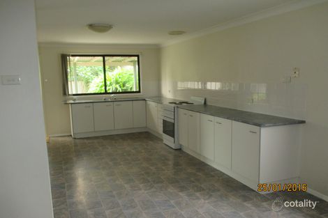 Property photo of 90 Charmhaven Avenue Charmhaven NSW 2263