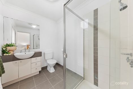 Property photo of 48 Edenbrook Circuit Pakenham VIC 3810