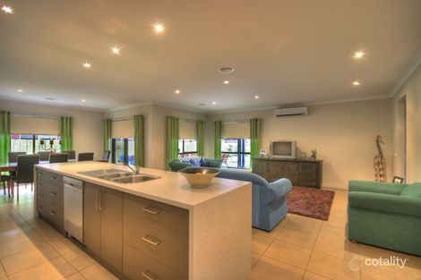 Property photo of 28 Huntingfield Drive Warrnambool VIC 3280