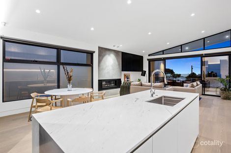 Property photo of 24 Williams Road Mornington VIC 3931