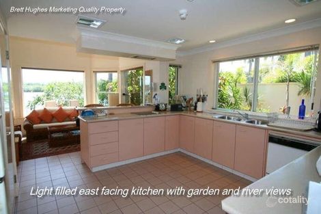 Property photo of 5304 Marine Drive North Hope Island QLD 4212
