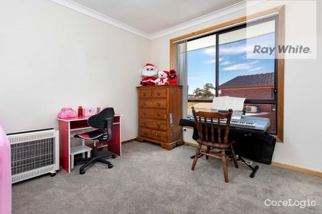 Property photo of 3 Dorrington Court Mill Park VIC 3082