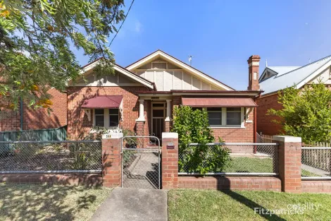 58 Flinders St, Turvey Park, NSW 2650