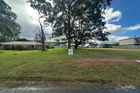 19 Taylor St, Russell Island, QLD 4184