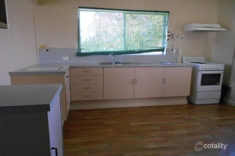 Property photo of 18 Elton Street Greenmount QLD 4359