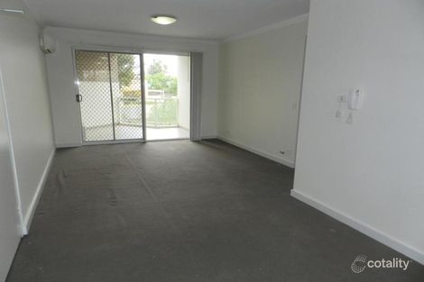Property photo of 40/2-12 Civic Avenue Pendle Hill NSW 2145