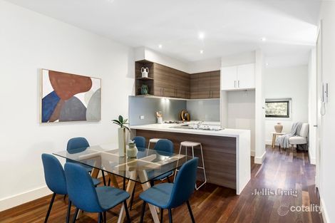 Property photo of 2/10 Camelia Street Box Hill VIC 3128