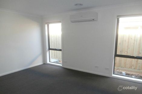 Property photo of 71 Orchard Road Doreen VIC 3754