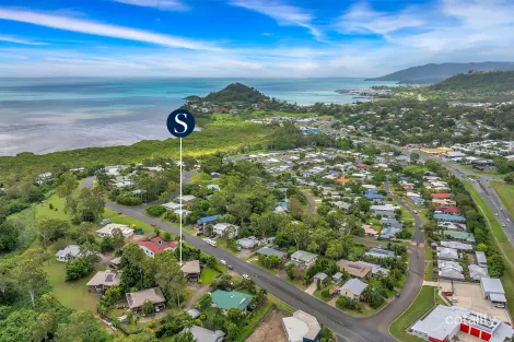 Property photo of 2/9 Macarthur Drive Cannonvale QLD 4802