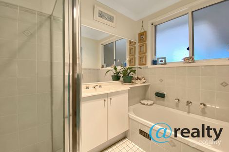 8 Myall Cl, Blue Haven, NSW 2262