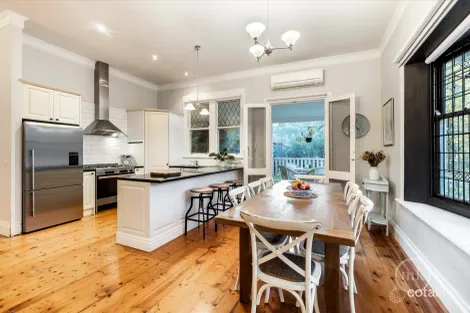 Property photo of 4 Haleys Gully Road Hurstbridge VIC 3099