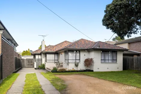 Property photo of 5 Brosnan Crescent Strathmore VIC 3041