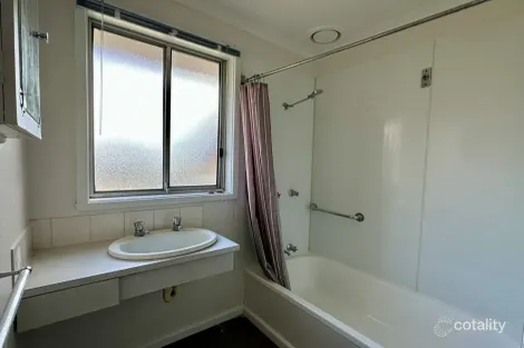 Property photo of 3 Clayton Drive Herdsmans Cove TAS 7030